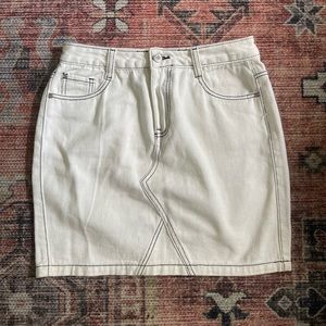 Missguided White Mini Skirt US size 6